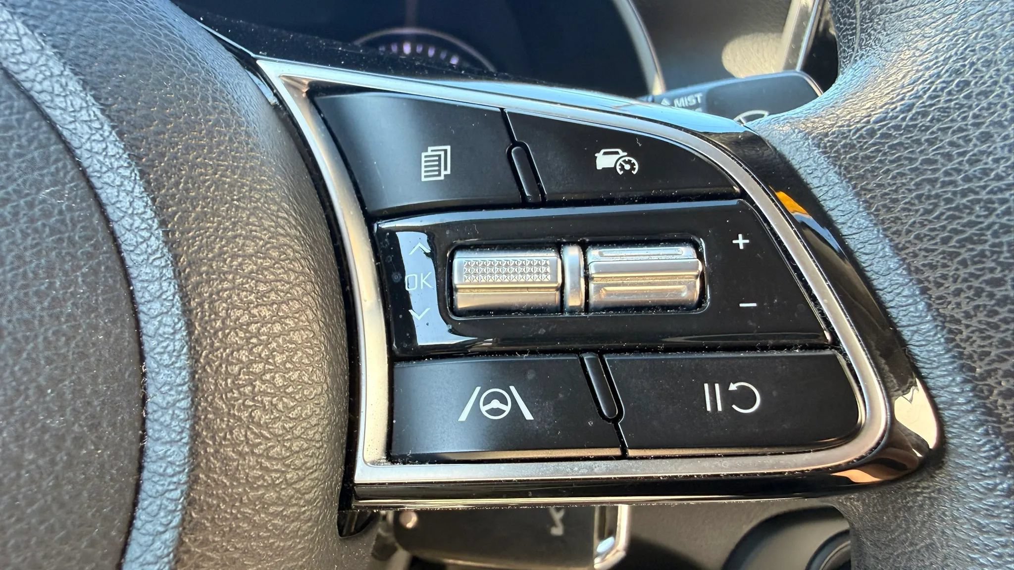 Used 2024 Kia Forte LXS FWD image 20