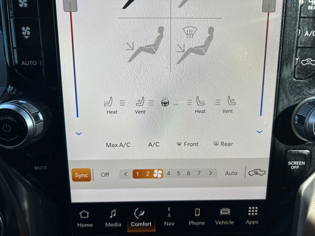 Used 2022 RAM 3500 Limited image 22