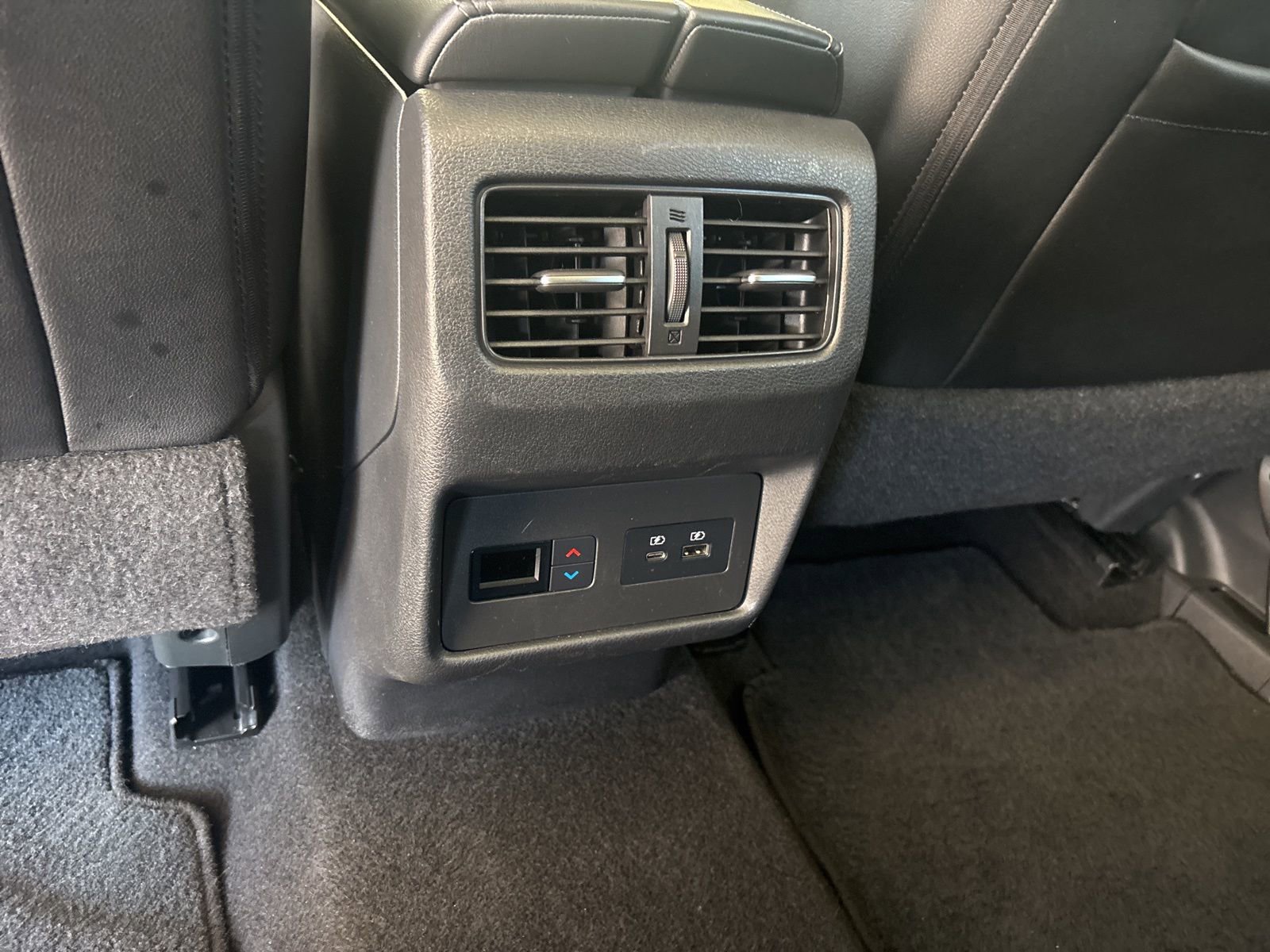 Used 2021 Nissan Rogue SL image 35