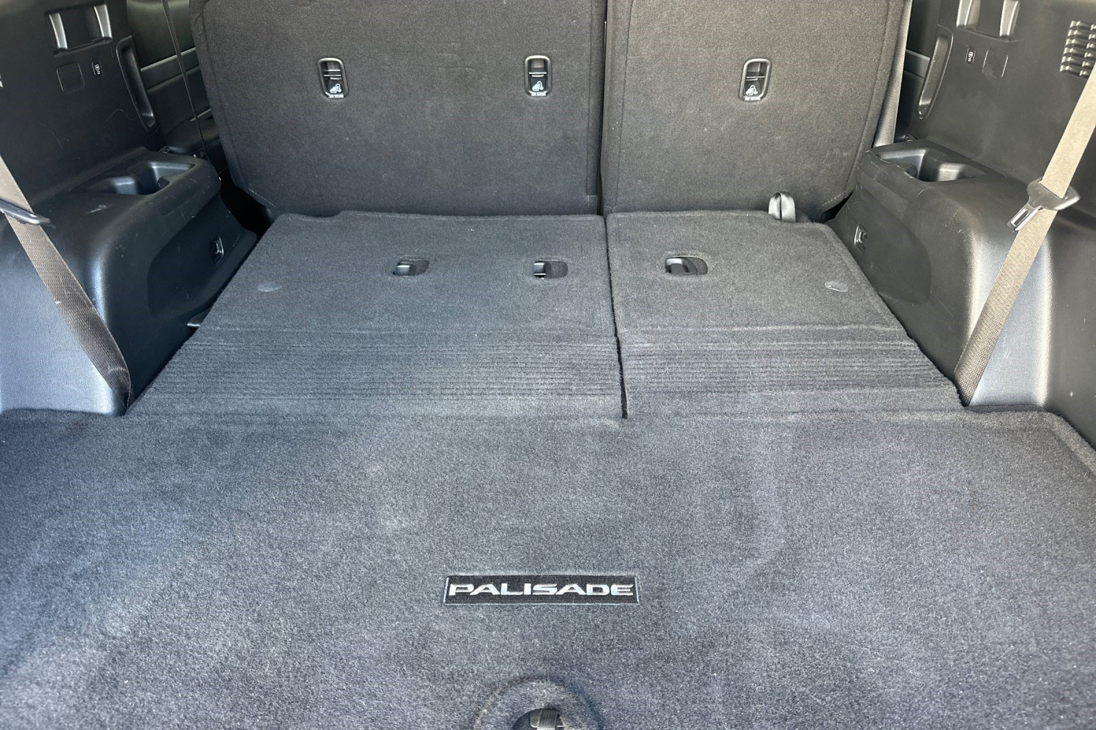 Used 2023 Hyundai Palisade SEL FWD image 19