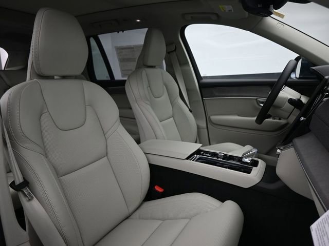 New 2026 Volvo XC90 B6 Ultra w/ Protection Package image 34