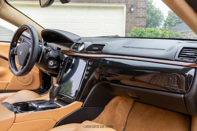 Used 2011 Maserati GranTurismo S RWD image 41