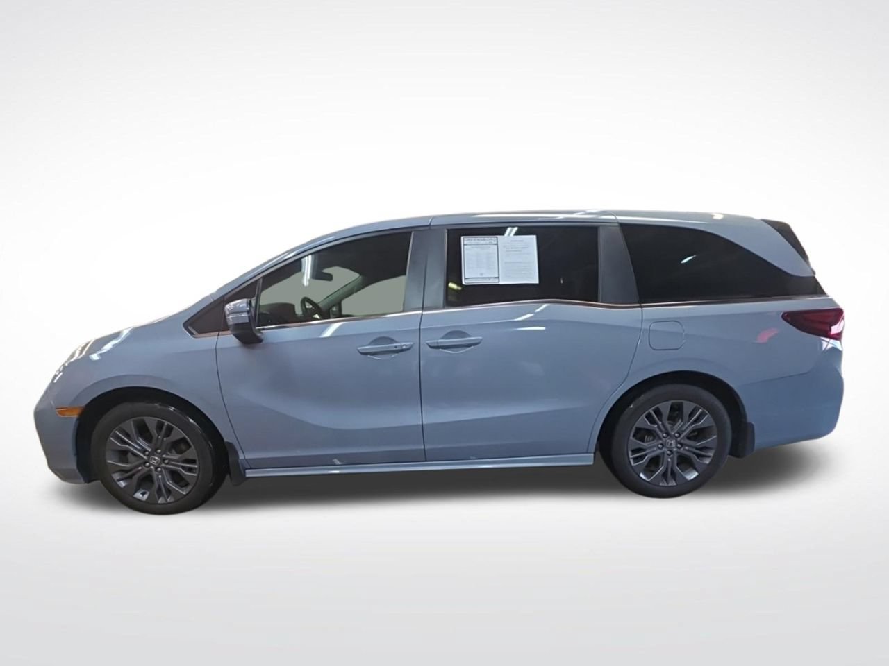 Used 2025 Honda Odyssey Touring image 4