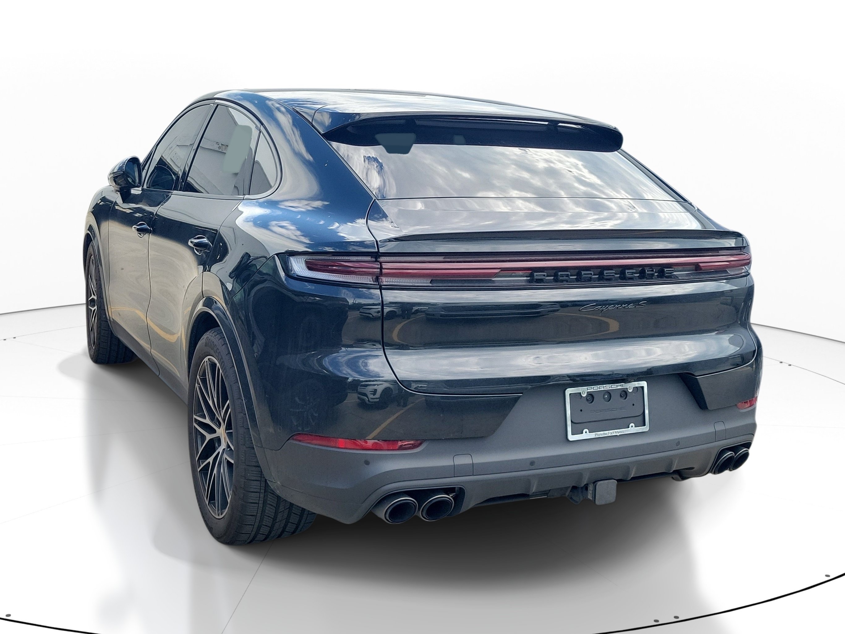 Used 2026 Porsche Cayenne S AWD/4WD image 8