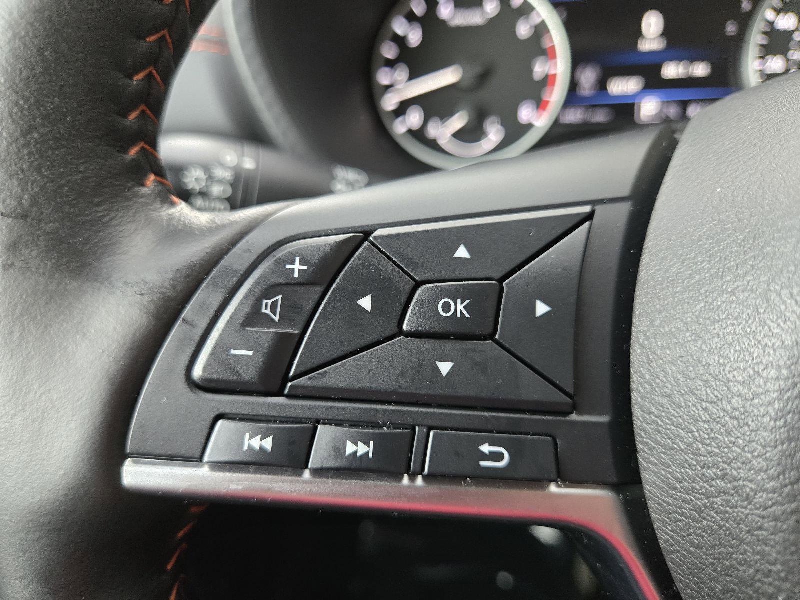 Used 2024 Nissan Sentra SR w/ SR Premium Package image 38