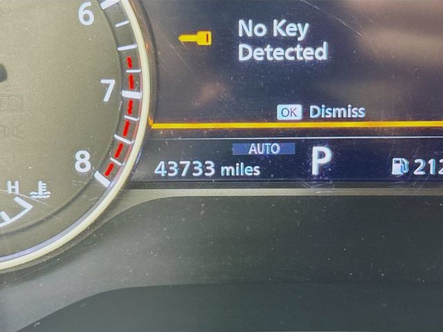 Used 2023 Nissan Pathfinder SL AWD/4WD image 21