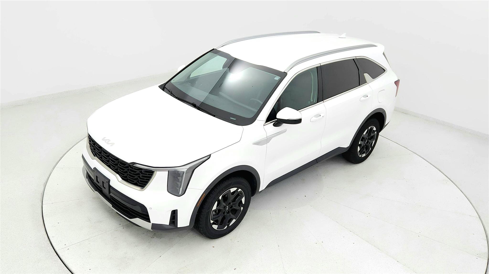 Used 2024 Kia Sorento S AWD/4WD image 13