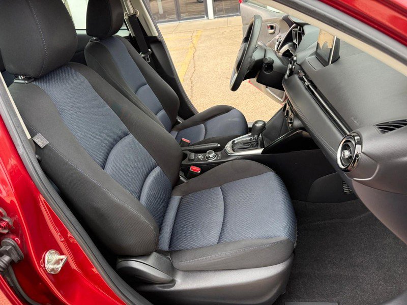 Used 2017 Toyota Yaris iA image 10