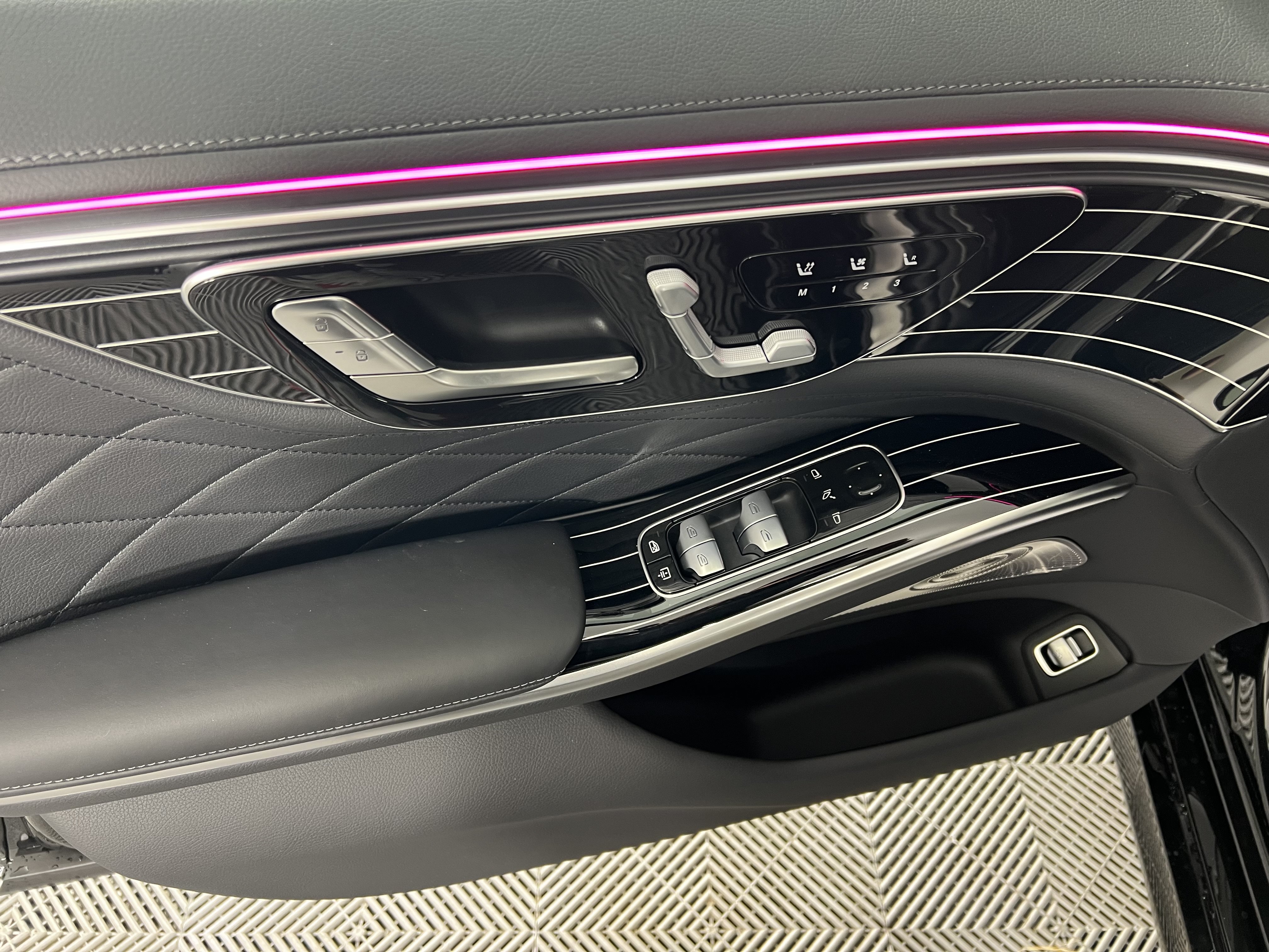 New 2027 Mercedes-Benz S 580 4MATIC Sedan image 19