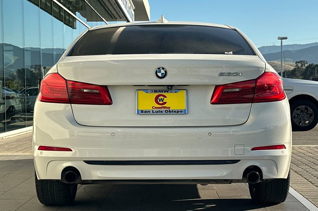 Used 2017 BMW 530i image 4