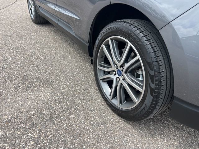 Certified 2022 Ford Edge Titanium w/ Class II Trailer Tow Package AWD/4WD image 30
