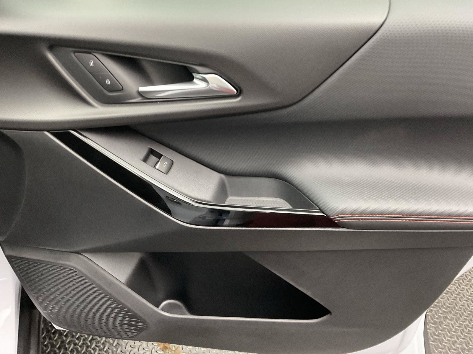 New 2027 Chevrolet Equinox RS w/ Safety and Technology Package FWD image 25