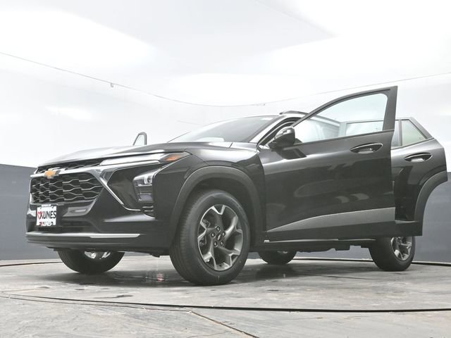 New 2026 Chevrolet Trax LT w/ Driver Confidence Package image 67