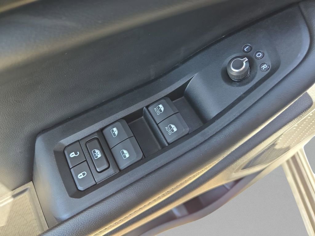 Certified 2024 Jeep Grand Cherokee L Laredo image 13