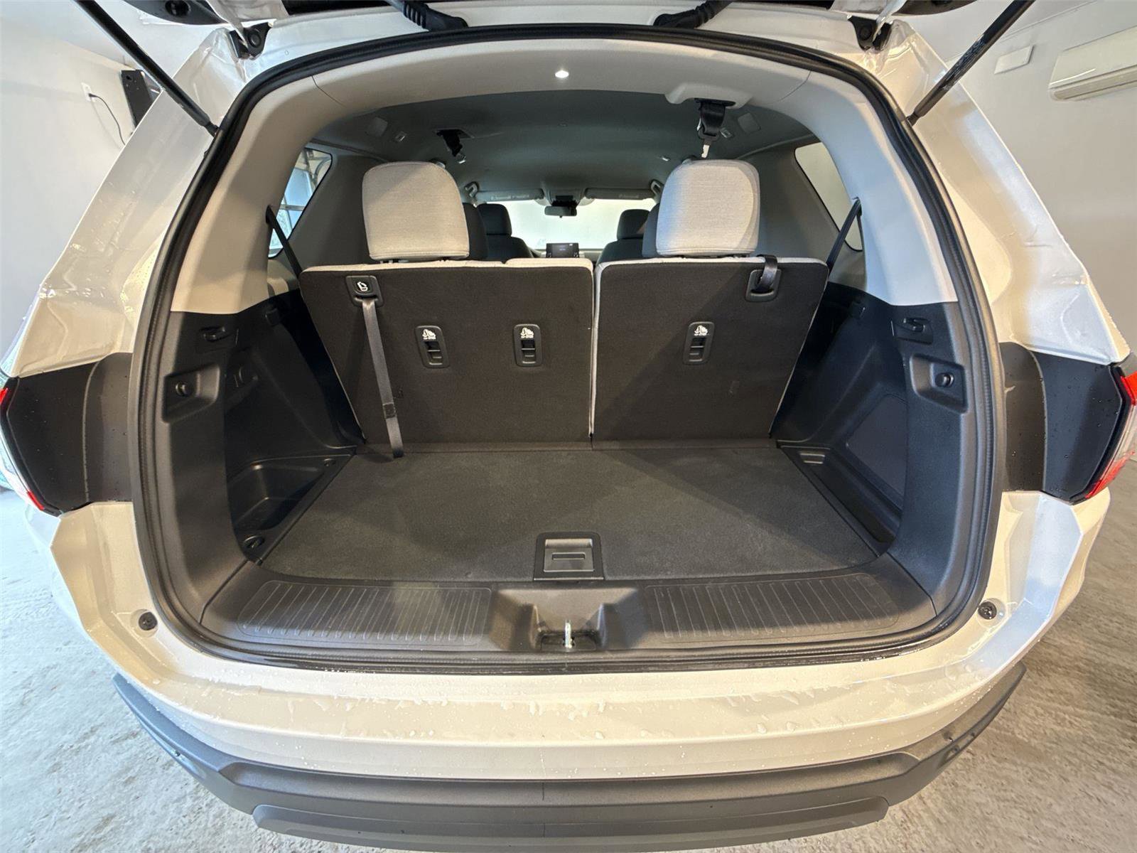 Certified 2023 Honda Pilot LX image 19