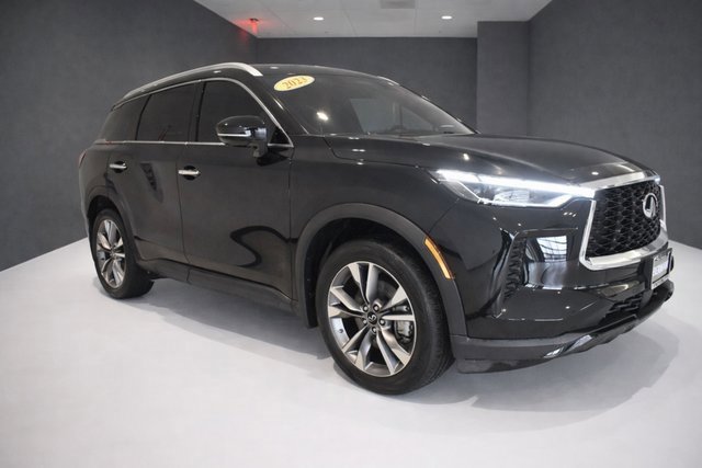 Used 2023 INFINITI QX60 Luxe w/ Performance Audio Package image 11