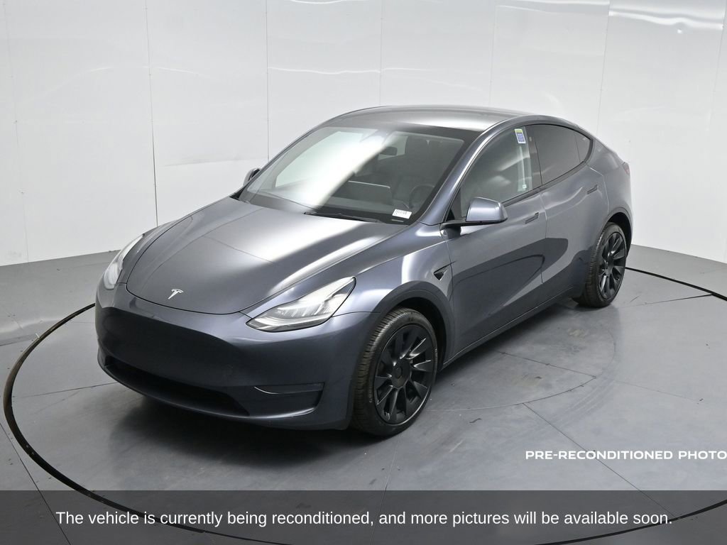 Used 2023 Tesla Model Y Long Range image 43