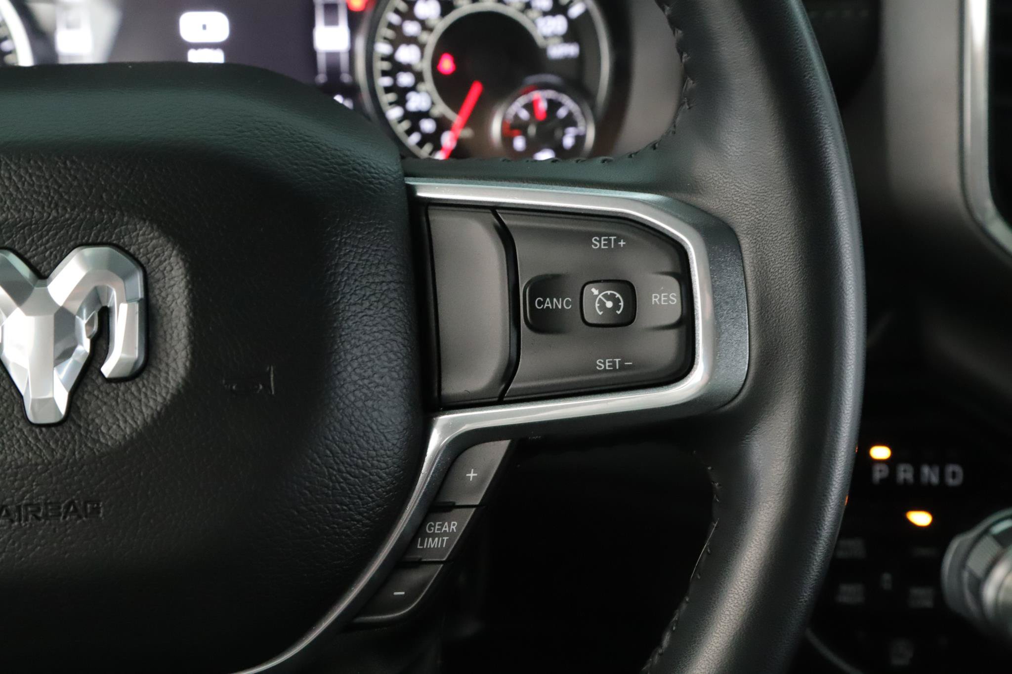 Used 2023 RAM 1500 Laramie AWD/4WD image 9