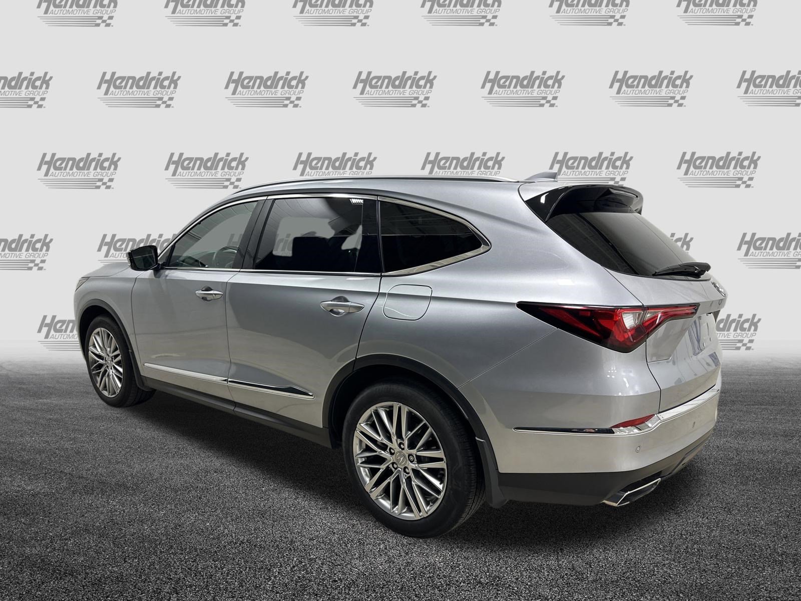 Used 2022 Acura MDX SH-AWD w/ Advance Package image 8
