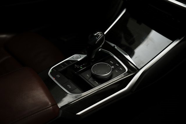 Used 2021 BMW 430i Convertible image 32