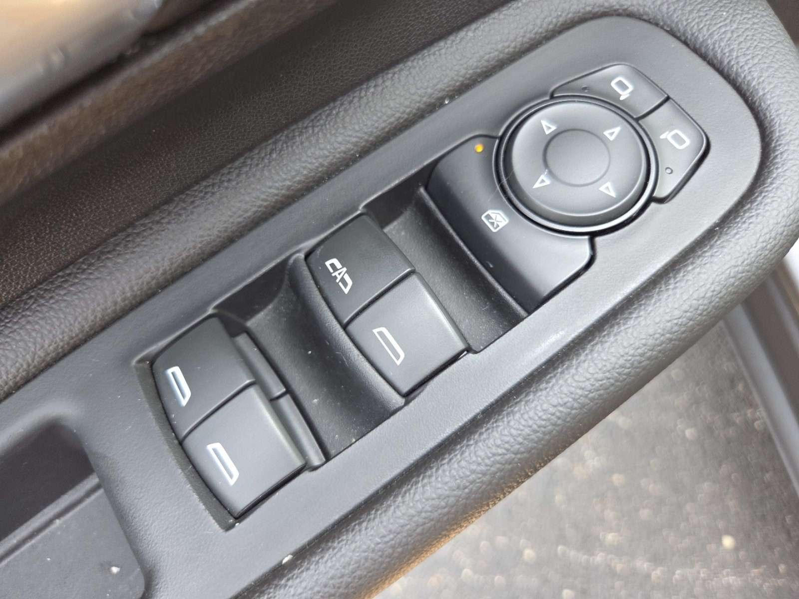 Used 2020 GMC Terrain SLE w/ Driver Convenience Package FWD image 26