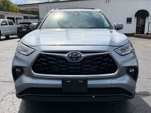 Used 2023 Toyota Highlander Limited AWD/4WD image 4