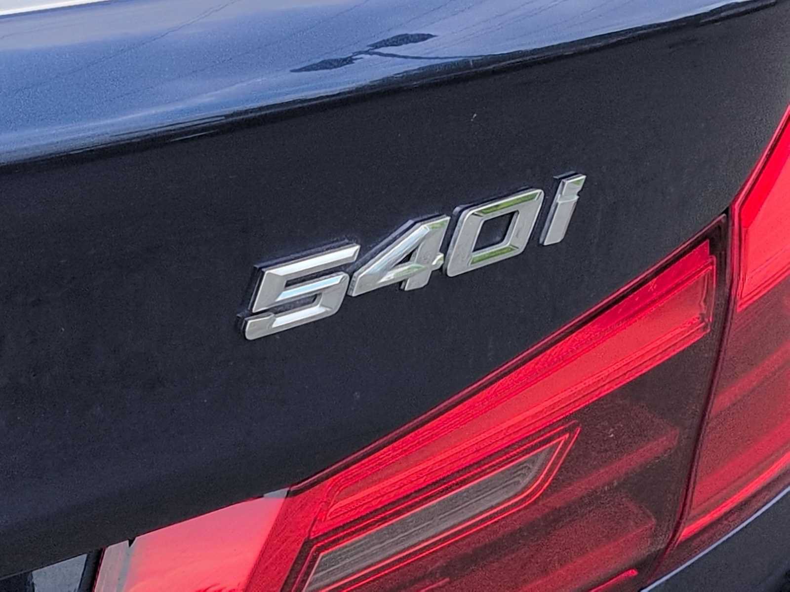 Used 2020 BMW 540i xDrive w/ Premium Package AWD/4WD image 13