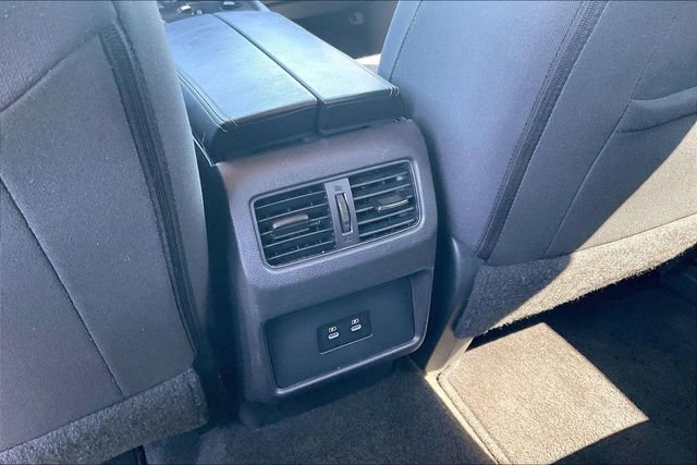 Used 2024 Nissan Rogue SV FWD image 10