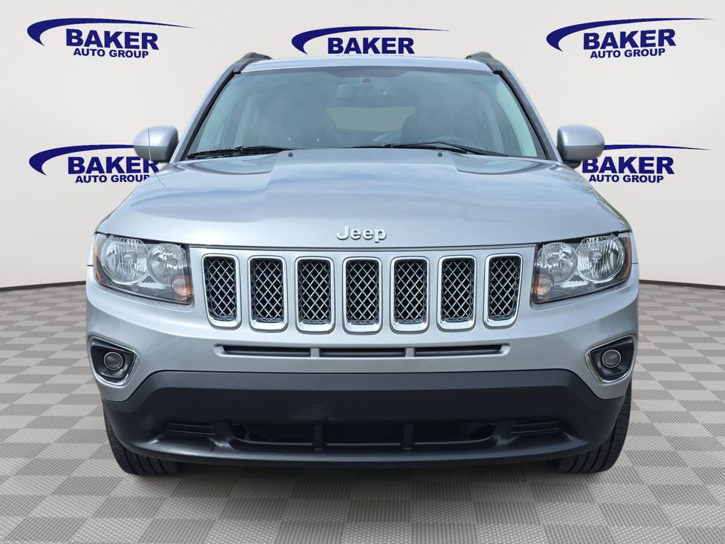 Used 2017 Jeep Compass High Altitude AWD/4WD image 2
