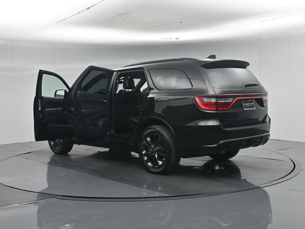 Used 2023 Dodge Durango GT AWD/4WD image 40