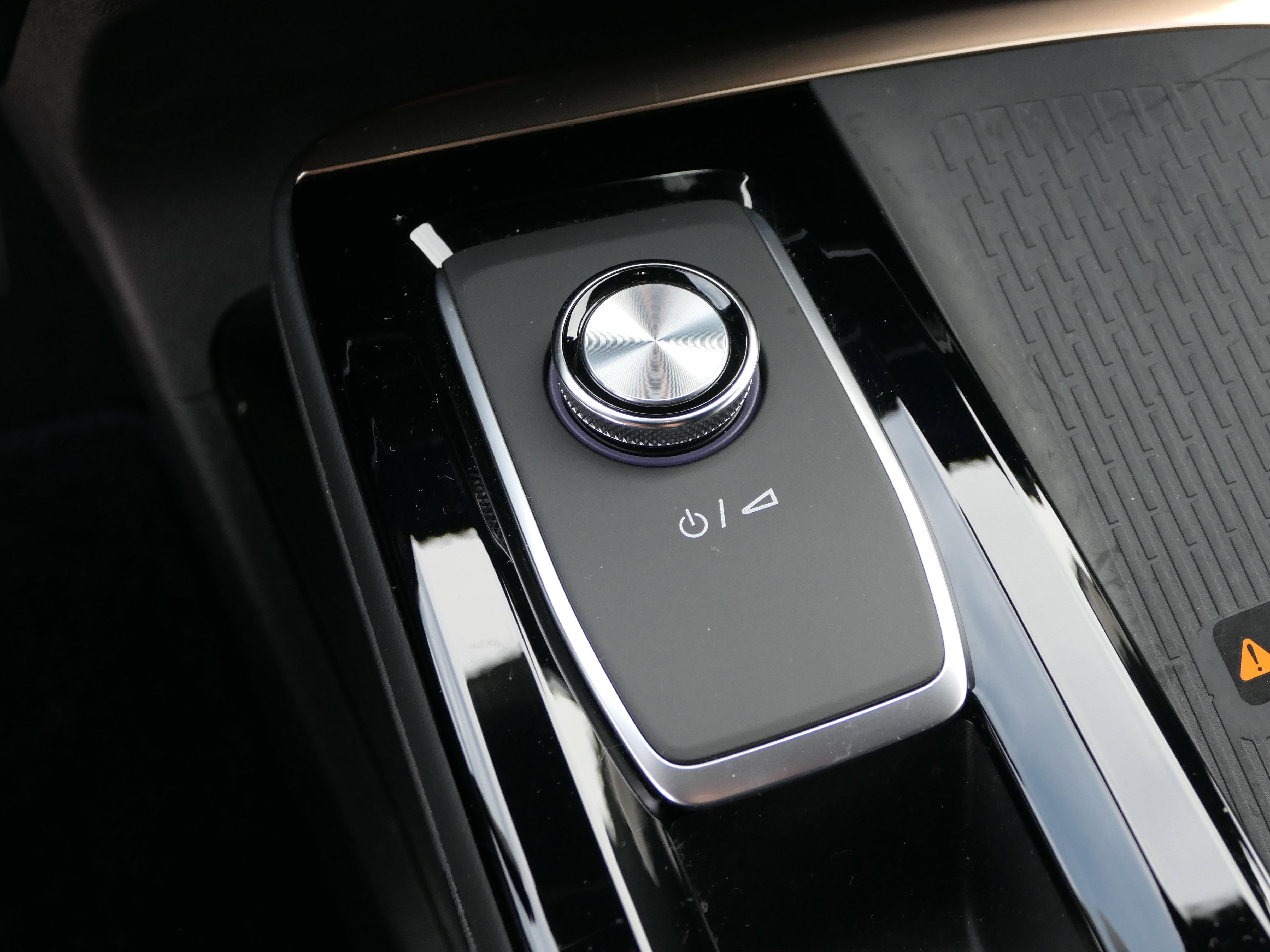 New 2026 Buick Enclave Avenir w/ Super Cruise Package image 22