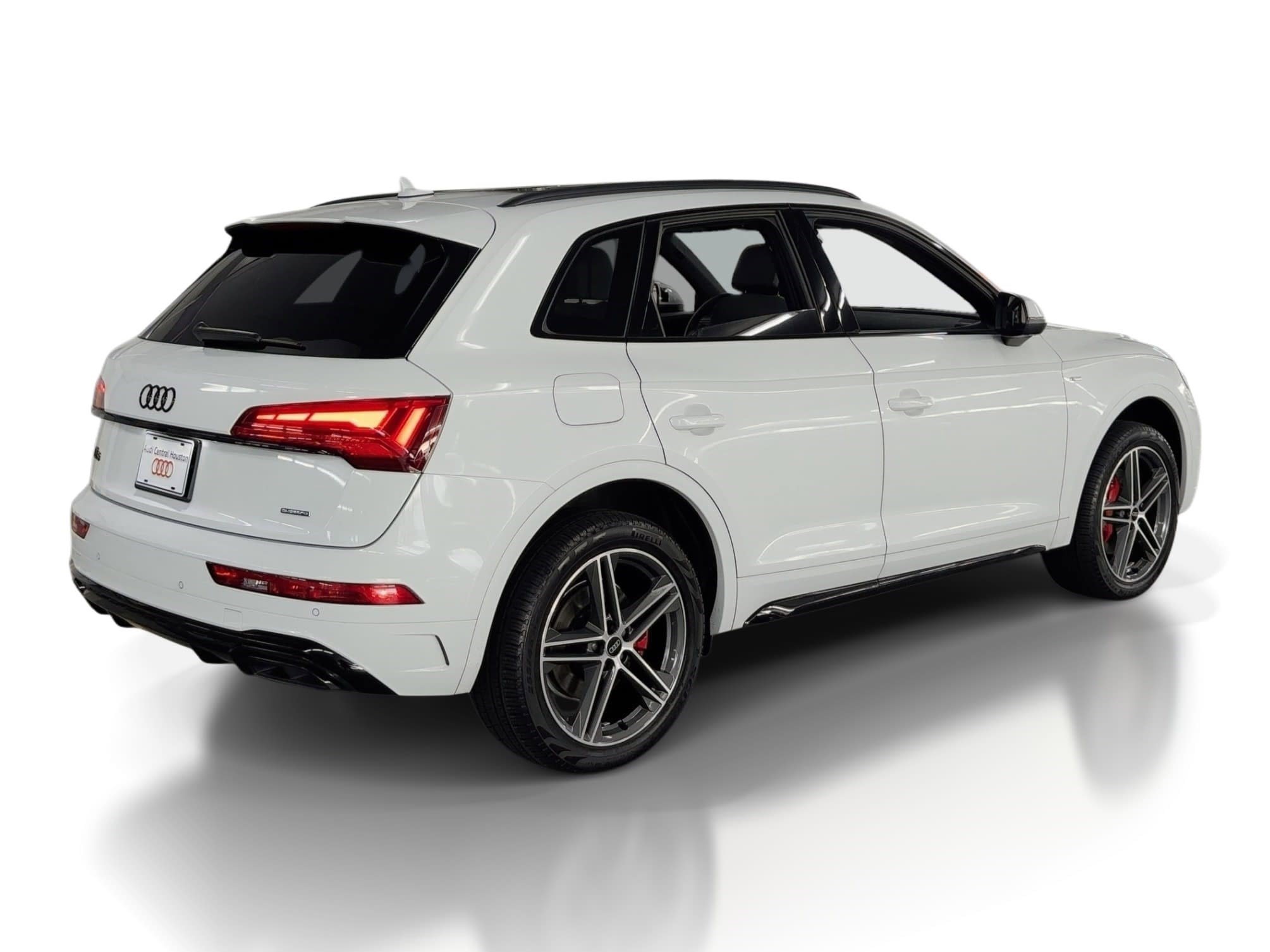 Used 2025 Audi Q5 e Premium Plus image 9