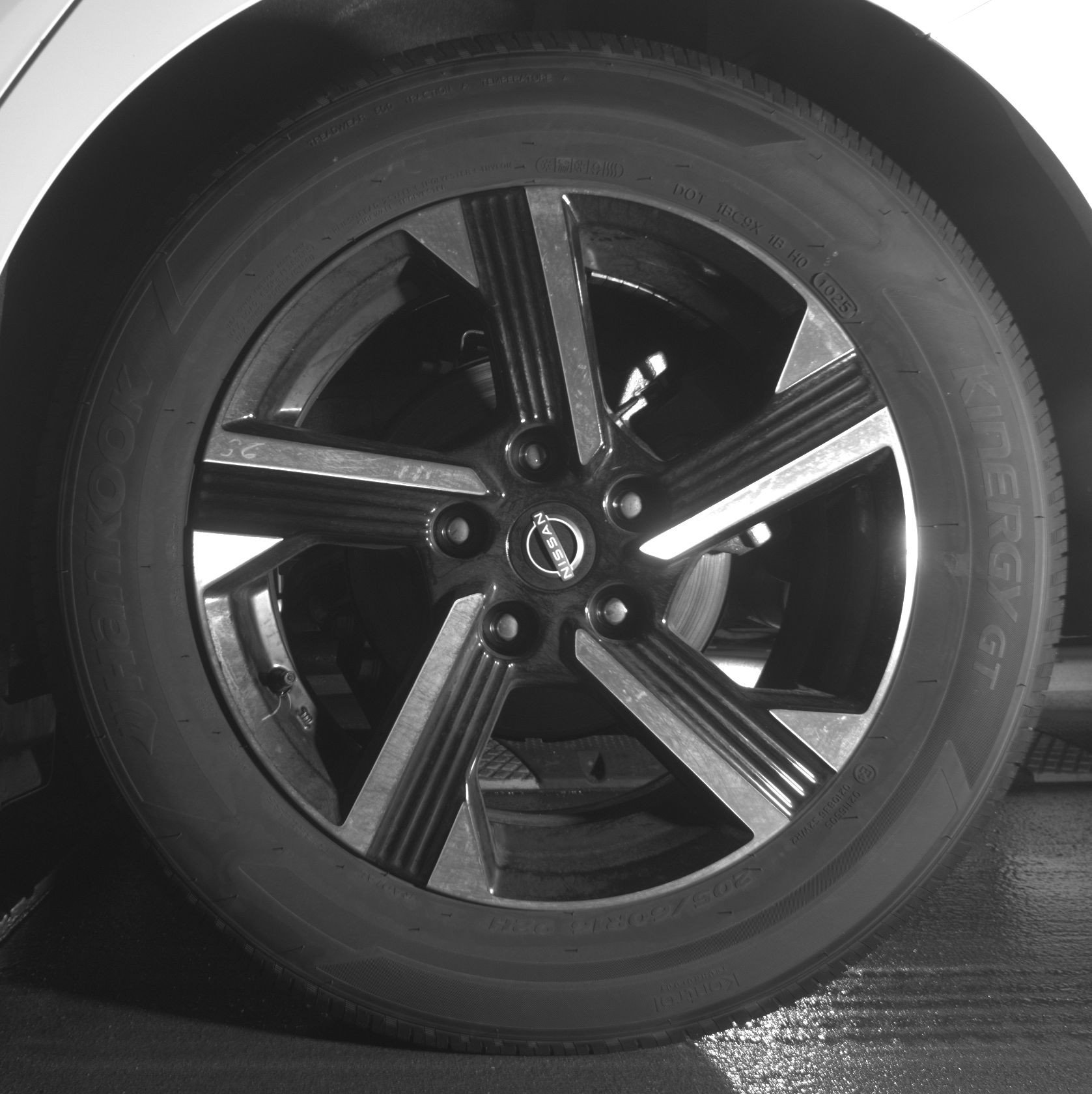 Used 2025 Nissan Sentra SV image 14