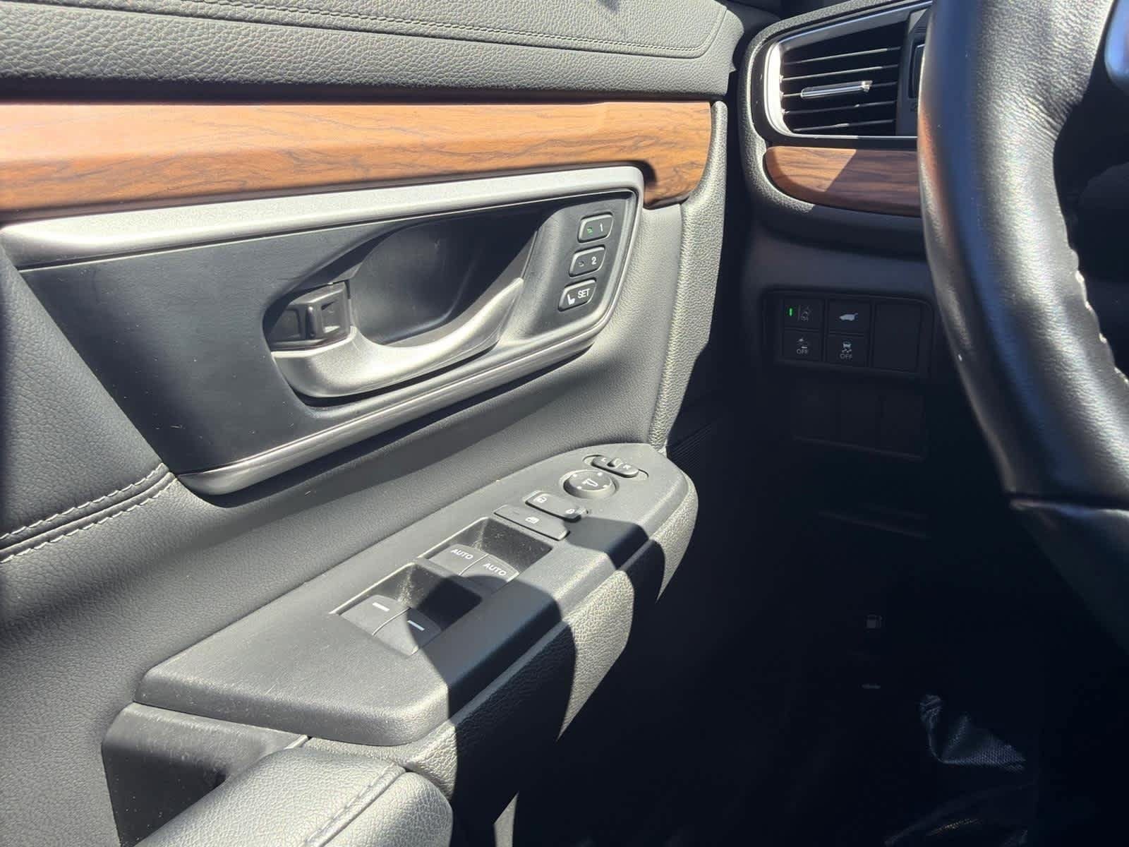 Used 2022 Honda CR-V Touring image 21