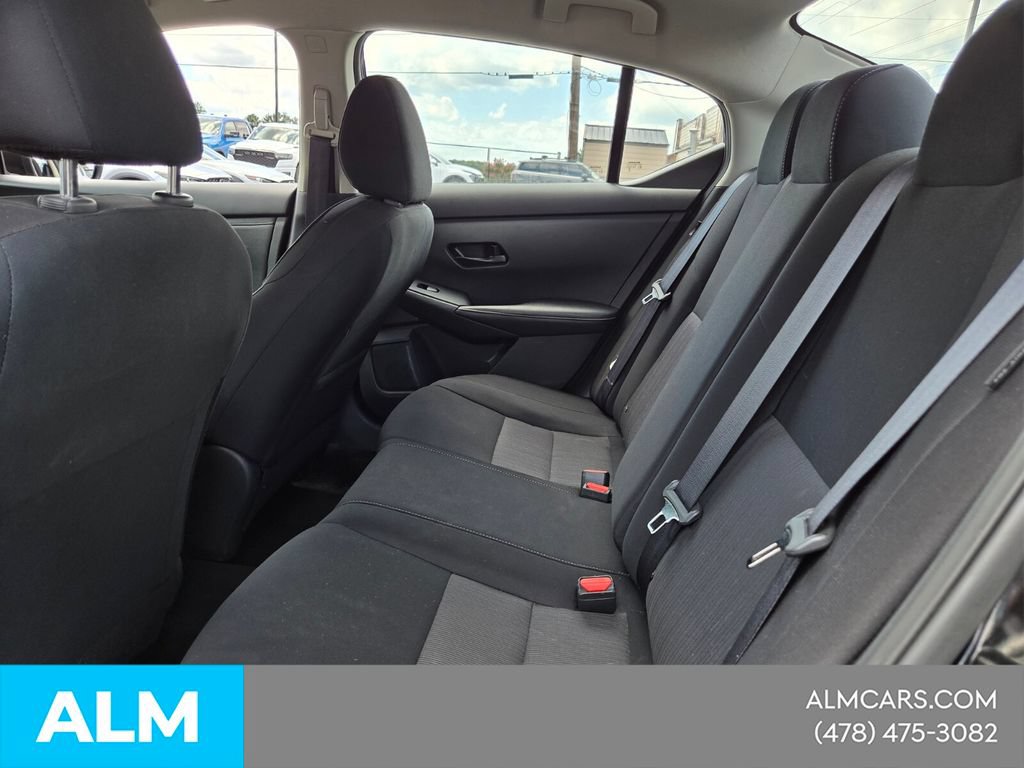 Used 2024 Nissan Sentra SV FWD image 6