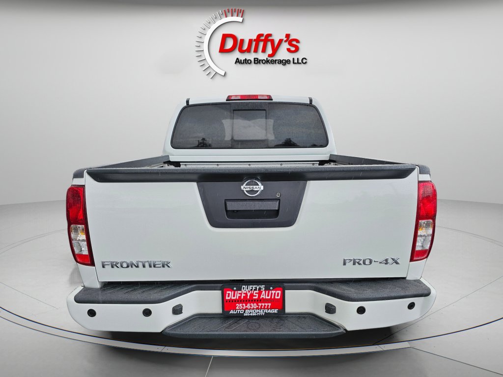 Used 2015 Nissan Frontier PRO-4X image 17