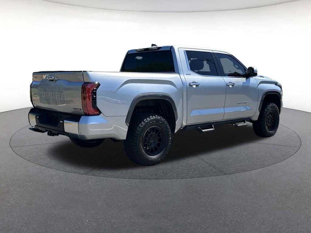 Used 2025 Toyota Tundra Limited AWD/4WD image 6