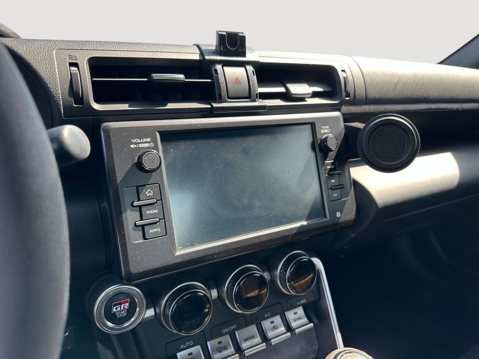 Used 2023 Toyota GR86 Premium image 12