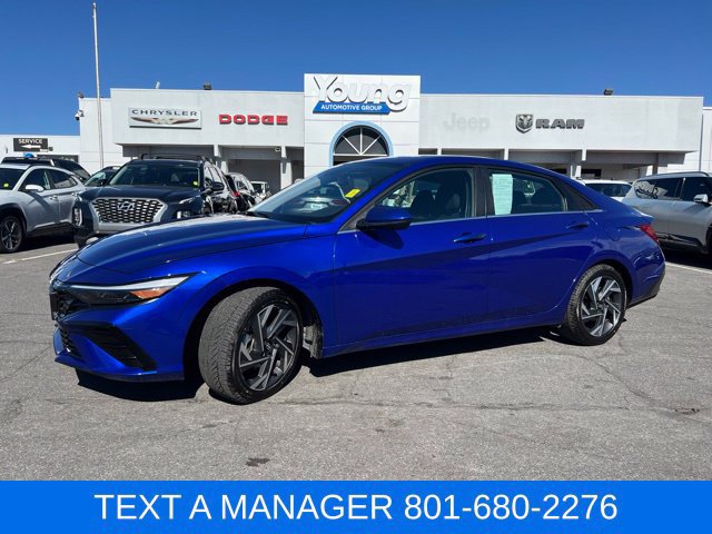 Used 2025 Hyundai Elantra SEL FWD image 1