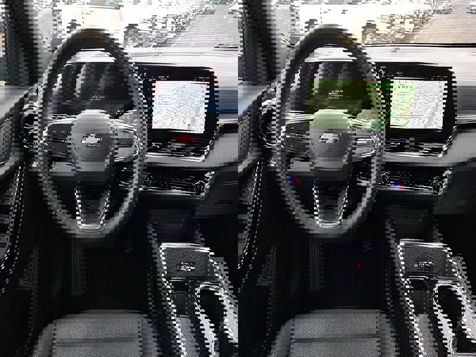 Used 2025 Chevrolet Equinox LT w/ Convenience Package II AWD/4WD image 11