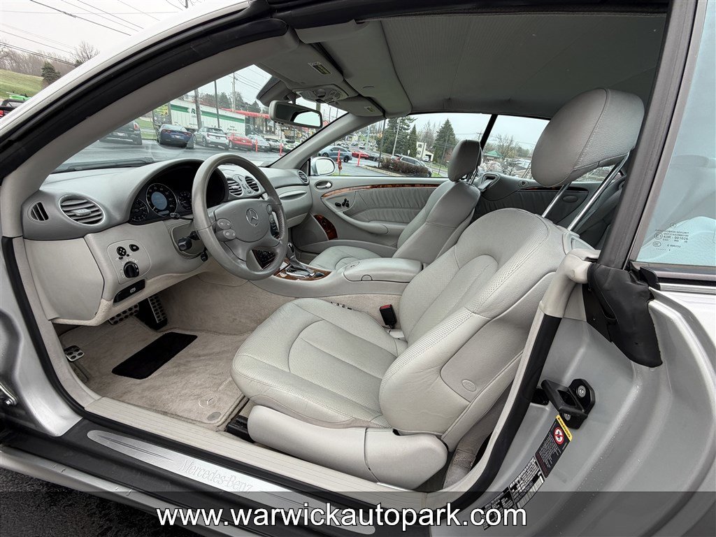 Used 2004 Mercedes-Benz CLK 500 Cabriolet image 3