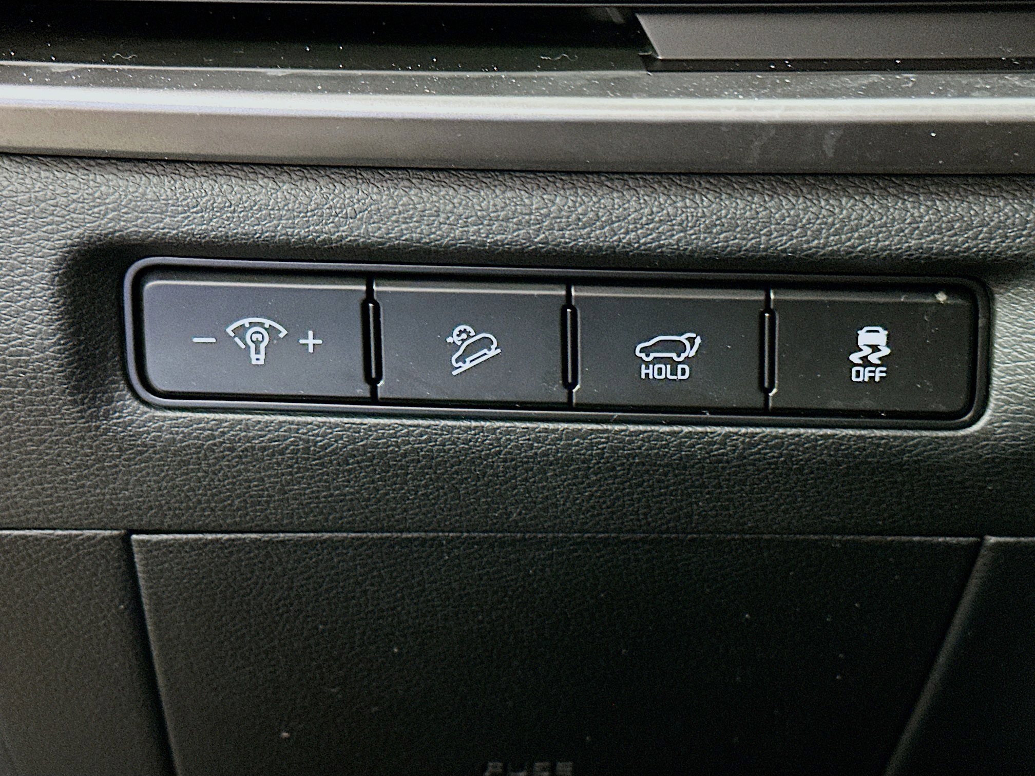 Used 2025 Kia Telluride S FWD image 16
