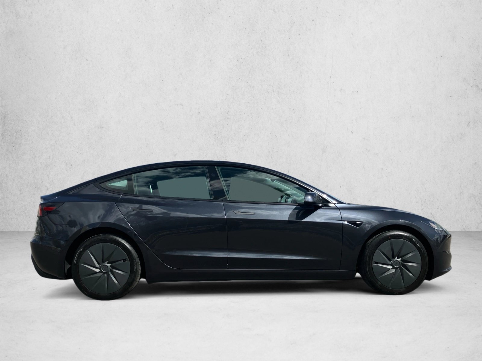 Used 2025 Tesla Model 3 Long Range RWD image 4