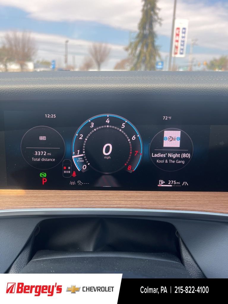 Used 2026 Volkswagen Tiguan SEL R-Line image 26