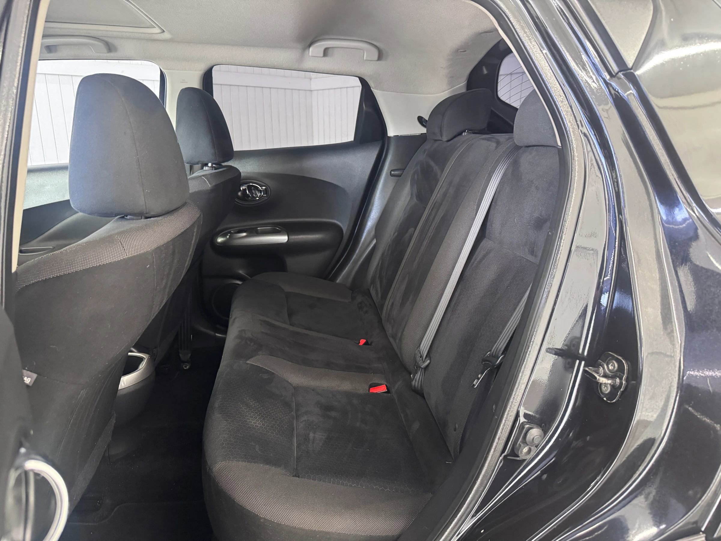 Used 2014 Nissan Juke SV FWD image 12