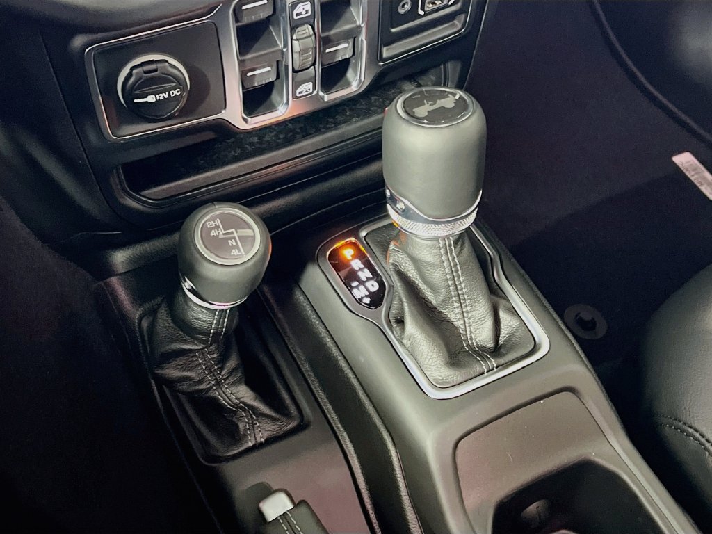 New 2027 Jeep Wrangler Unlimited Sahara AWD/4WD image 17
