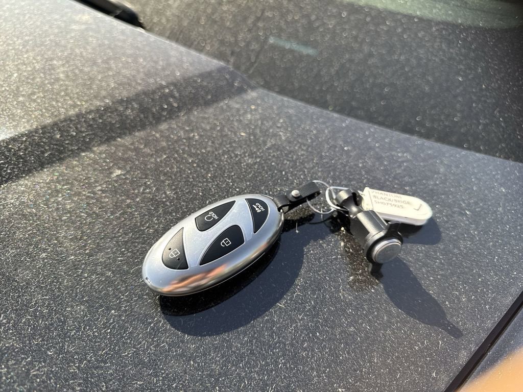 Used 2025 Hyundai Santa Fe Calligraphy image 39