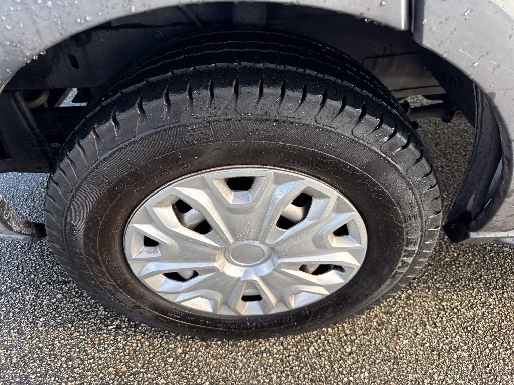 Used 2017 Ford Transit 150 148 Medium Roof RWD image 11