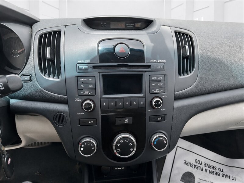 Used 2010 Kia Forte EX FWD image 14