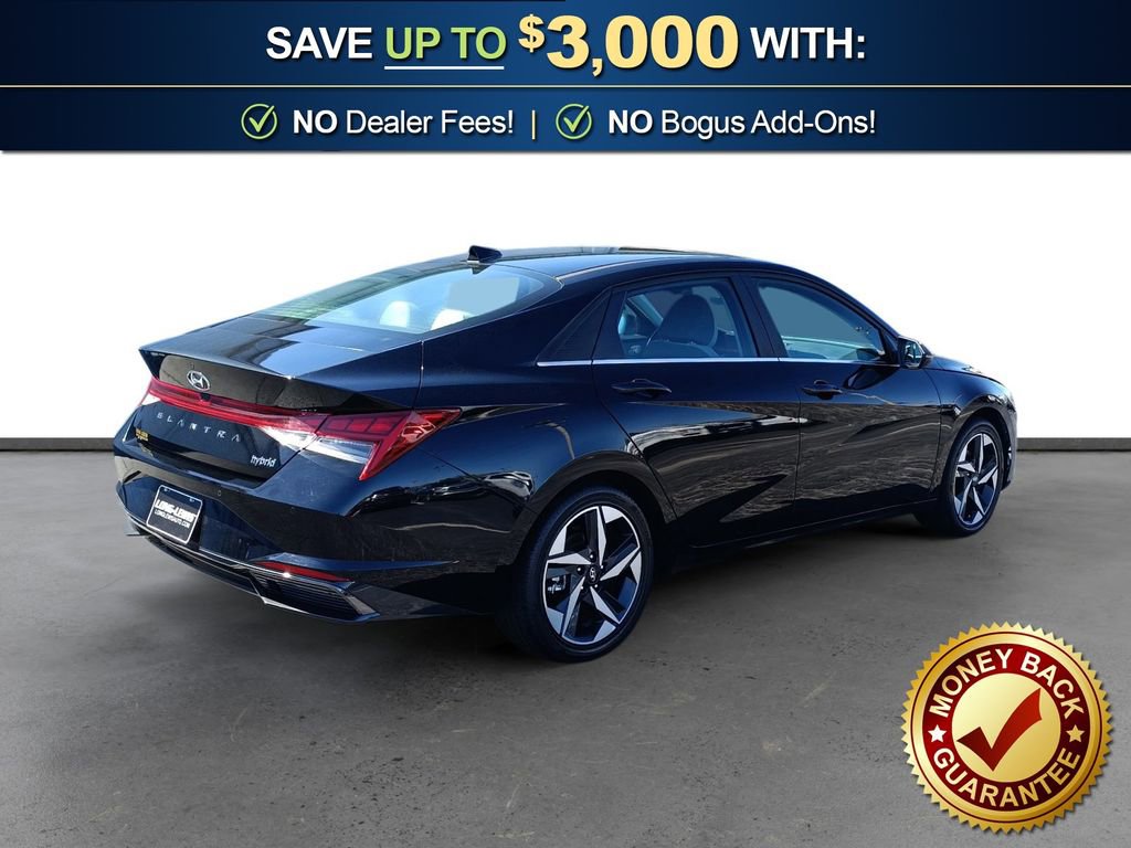 Used 2023 Hyundai Elantra Limited w/ Cargo Package image 7